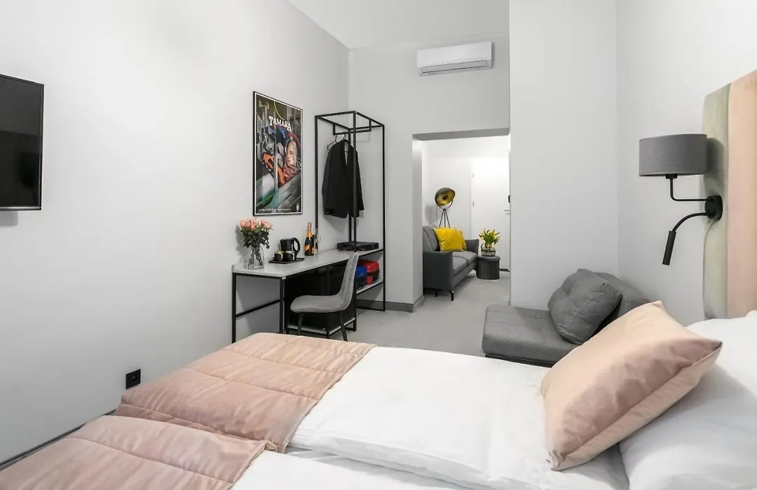 Old Town Residence - Premium Aparthotel-1